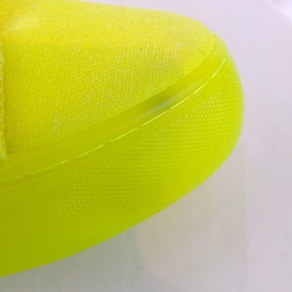 Rouge Helium Lime Green Sneaker - Picture 10 of 12